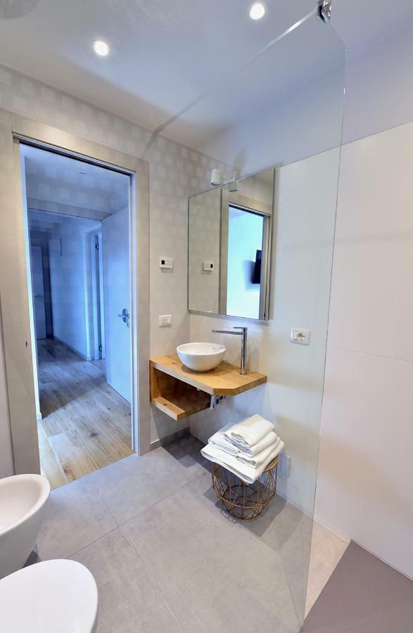 Tiamo Modern Design Guest House Ronchi Dei Legionari Esterno foto